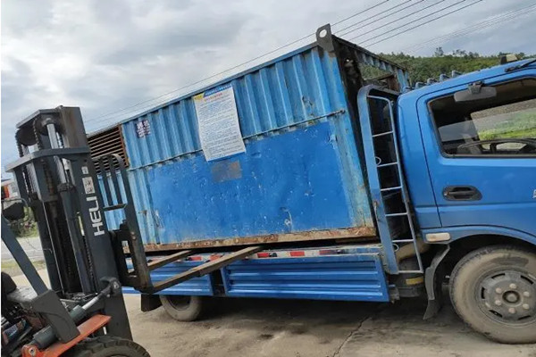 檢查燃油系統、水冷卻系統、潤滑系統的方法